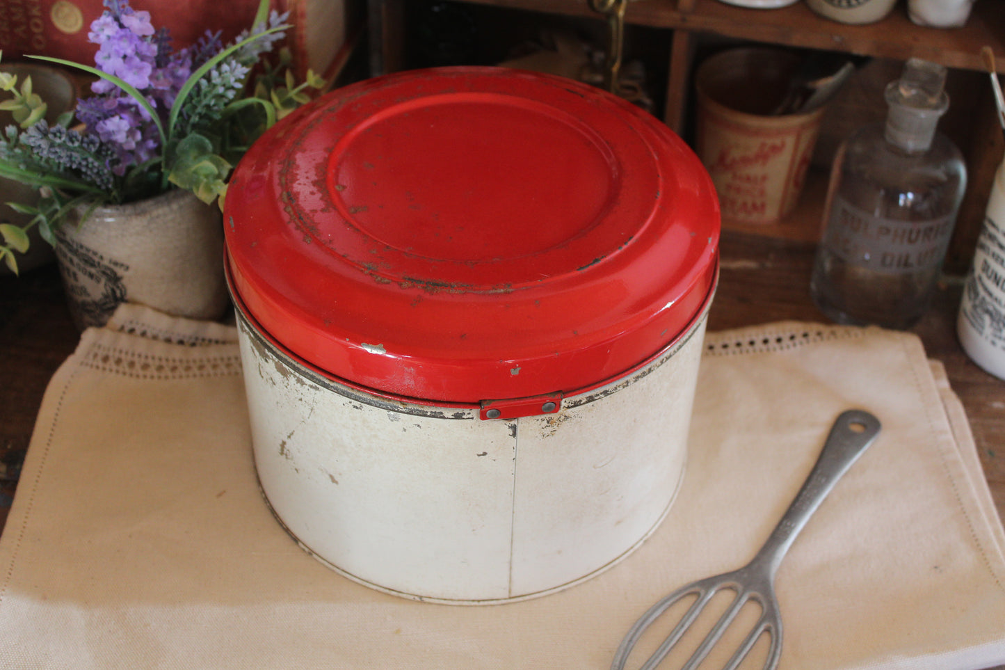 Vintage Tala Cake Tin, Vintage Tala Tin, Vintage Kitchen Canister, Tala Cake Tin, Vintage Cake Tin, Kitchen Tin, Cakes Tin, kitchen storage