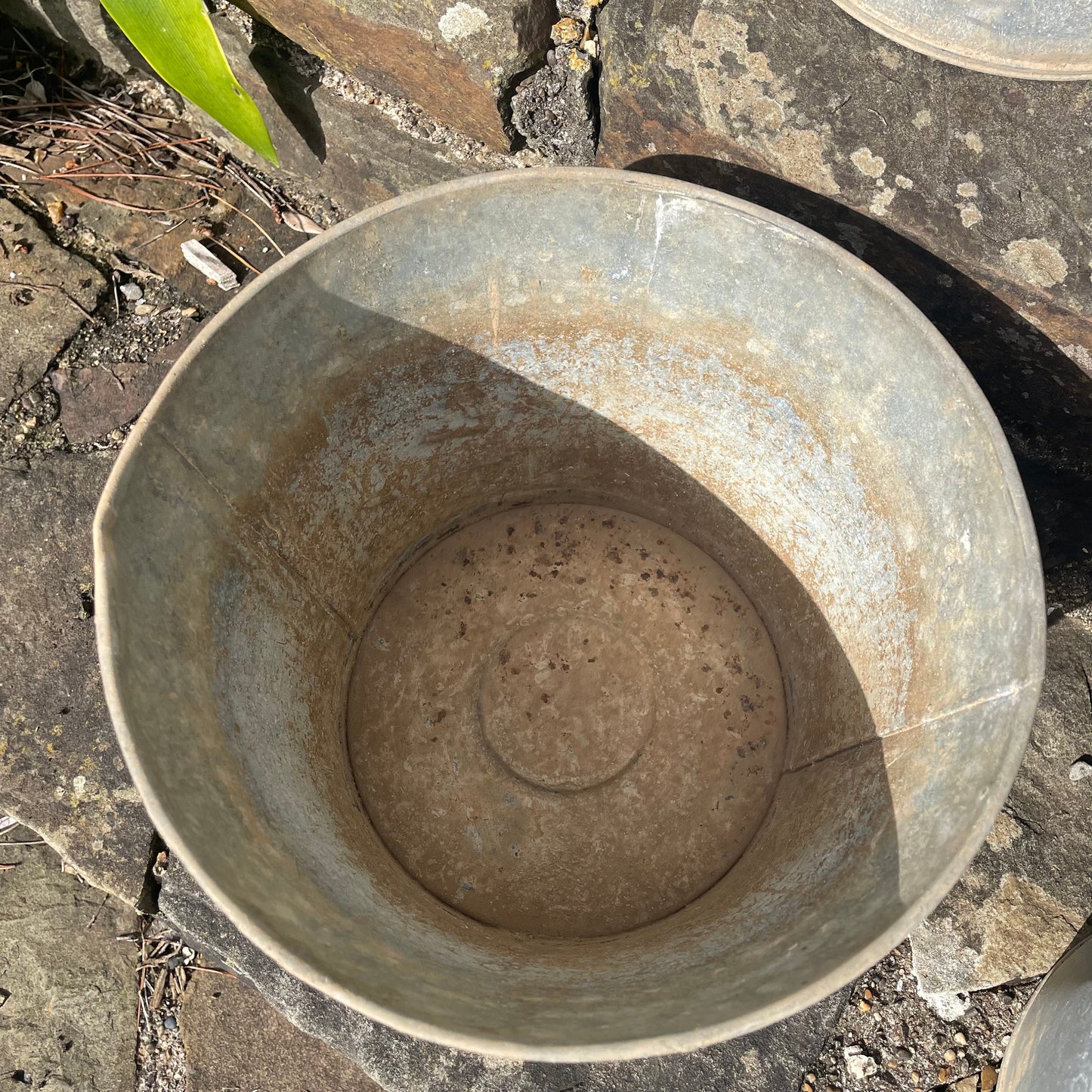 Rustic Zinc Flower Bucket - Vintage Metal Garden Planter - Vintage Galvanised Zinc Planter - Vintage Planter - Metal Planter - Metal Pot