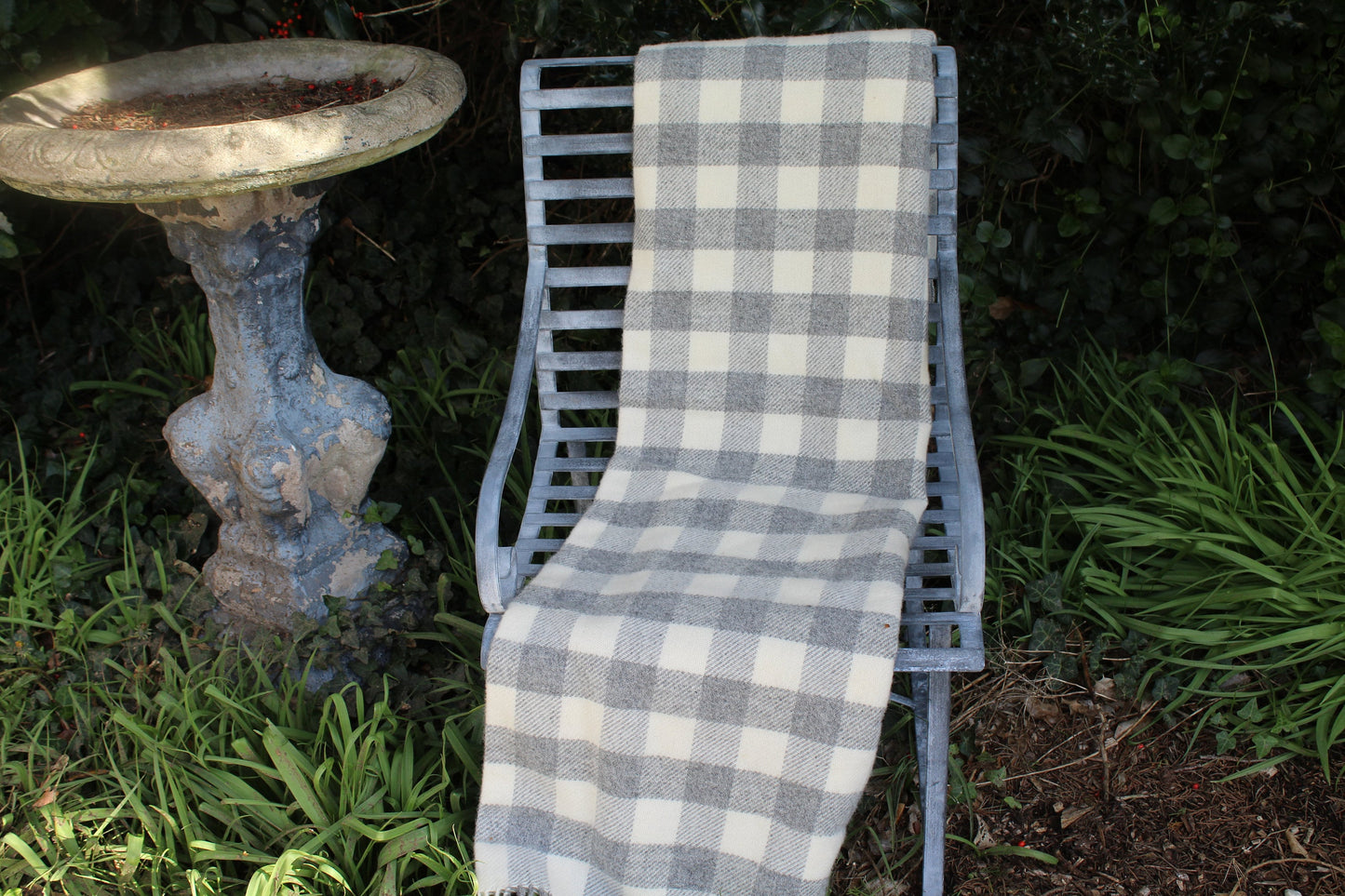 Grey Wool Blanket - Blanket - Wool Blanket - vintage Blanket - Vintage Woollen Blanket - Picnic Rug - Throw - Picnic Blanket - Wool Rug