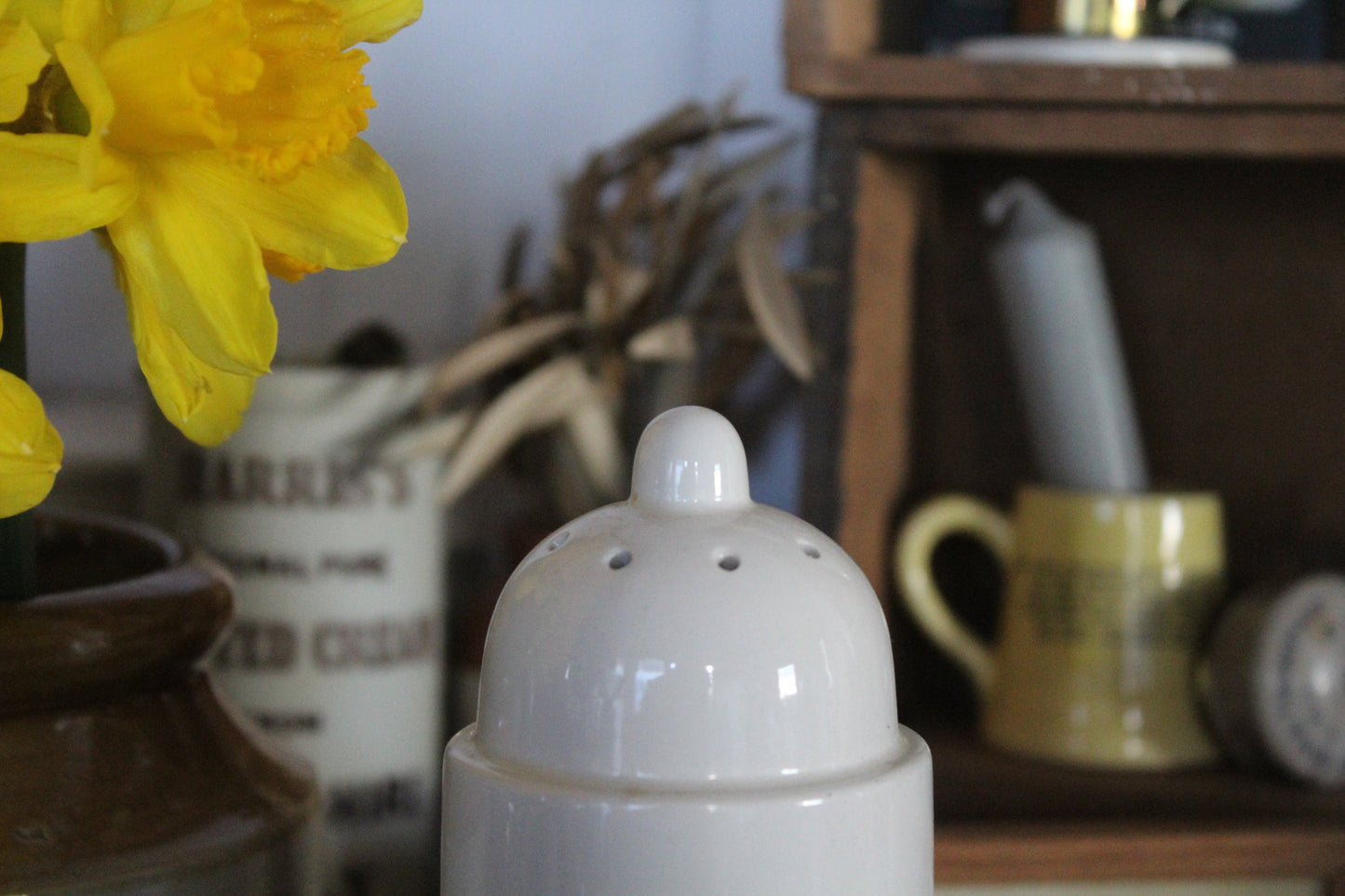 Vintage Portmeirion Sugar Shaker - Sugar Shaker - Flour sifter - Vintage Portmeirion - Vintage sugar shaker - Vintage baking - Flour shaker