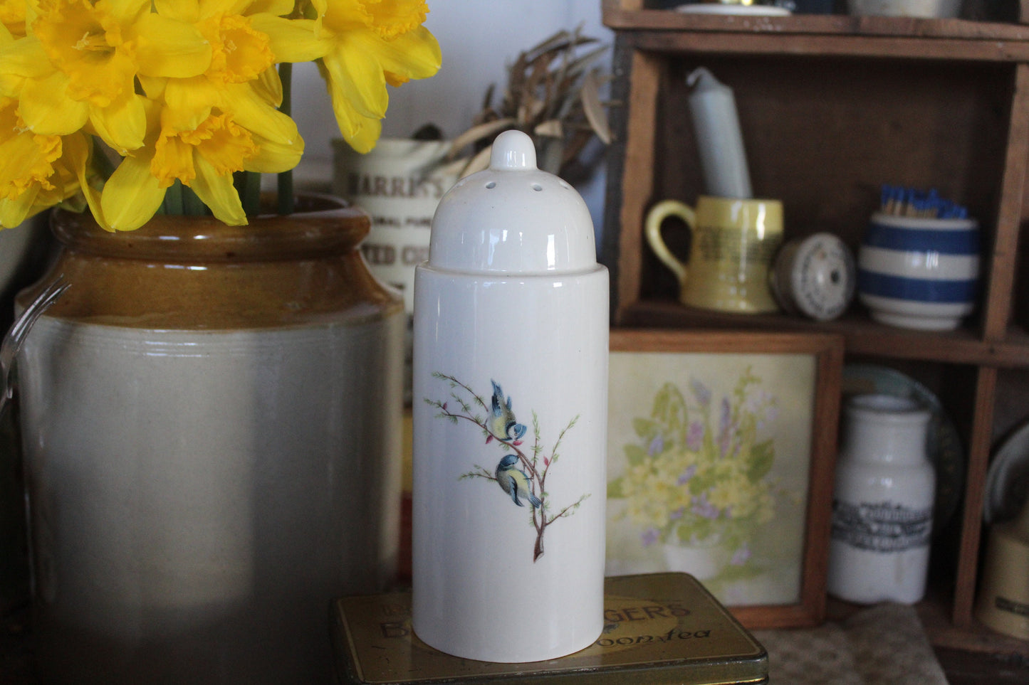 Vintage Portmeirion Sugar Shaker - Sugar Shaker - Flour sifter - Vintage Portmeirion - Vintage sugar shaker - Vintage baking - Flour shaker