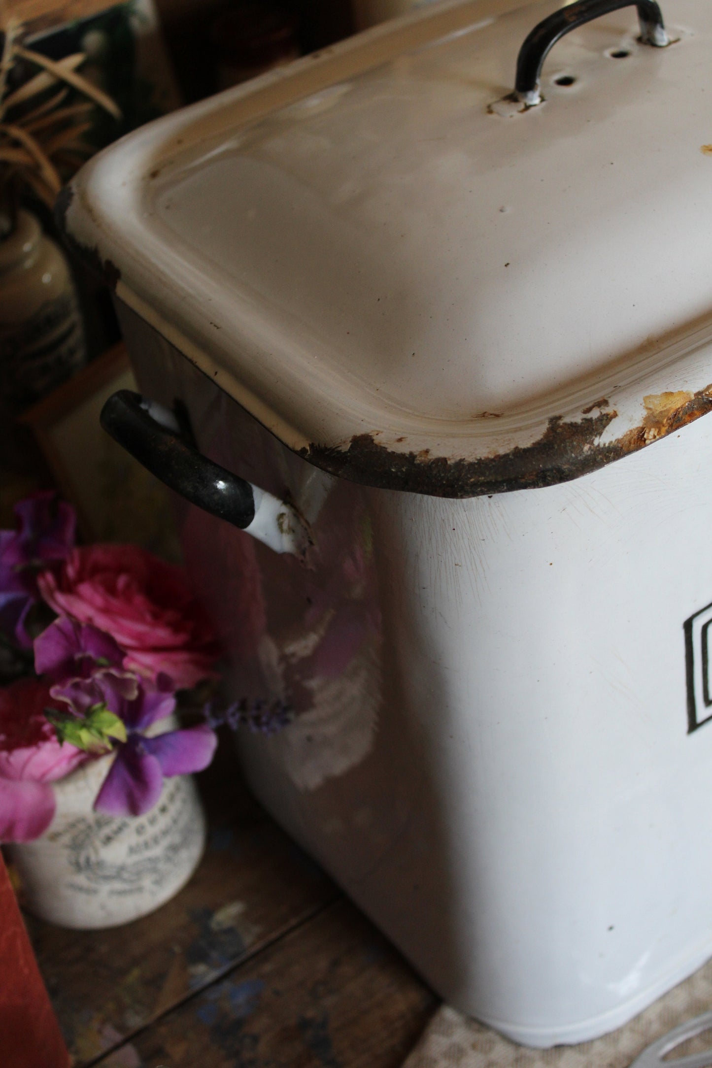 Vintage Bread Bin, White Enamel Bread Box, White Bread Bin, English Bread Box, English Enamel, Enamel Bread Box, Kitchen Canister, Kitchen