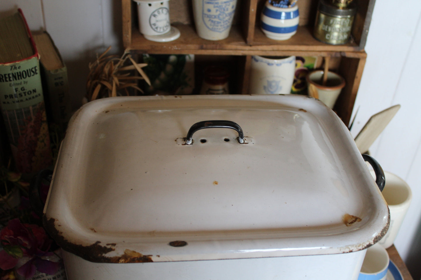 Vintage Bread Bin, White Enamel Bread Box, White Bread Bin, English Bread Box, English Enamel, Enamel Bread Box, Kitchen Canister, Kitchen