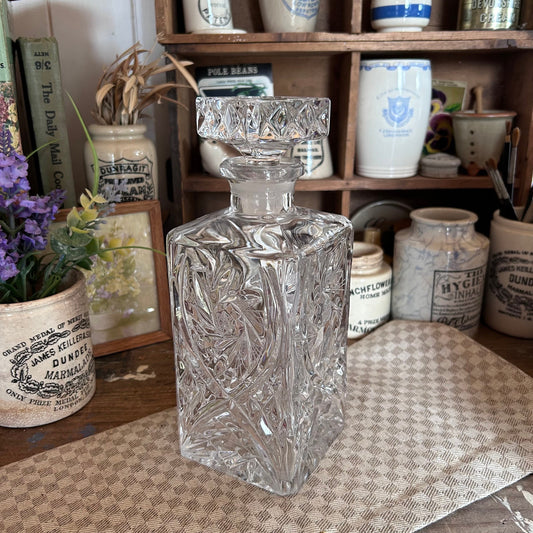 Vintage Whisky Decanter - Crystal Decanter - Vintage Gin Decanter - Vintage Crystal Decanter - Whisky Decanter - Bar Cart Decor - Bar Decor