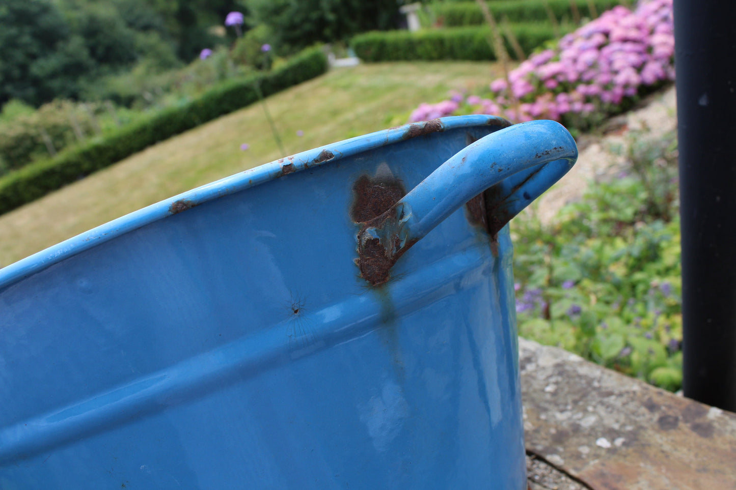 Vintage Metal Garden Planter, Vintage Galvanised Zinc Tin Bath, Vintage Planter, Bath Planter, Bath Garden Planter, Garden Planter, Planter