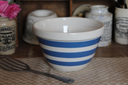 Vintage Blue and White Stripped Bowl, Cornishware blue and white, Mixing Bowl, Vintage Pudding Bowl, Cornishware mixing bowl, Farmhouse