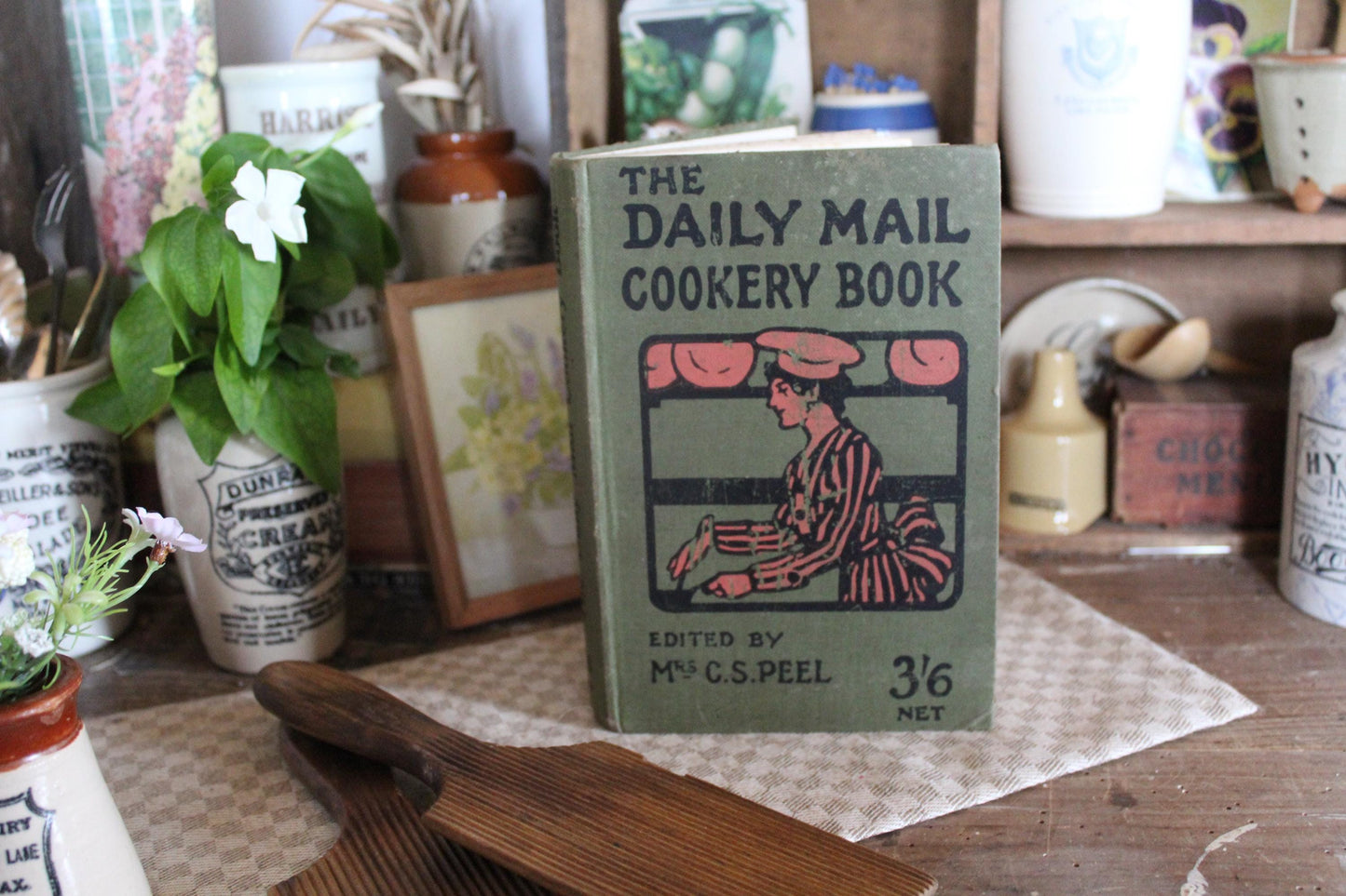 Antique English Recipe Book - Cookery Book - Cook Book - English Cookery Book - English Recipe Book - 1919 Edition - Antique Book - old Book