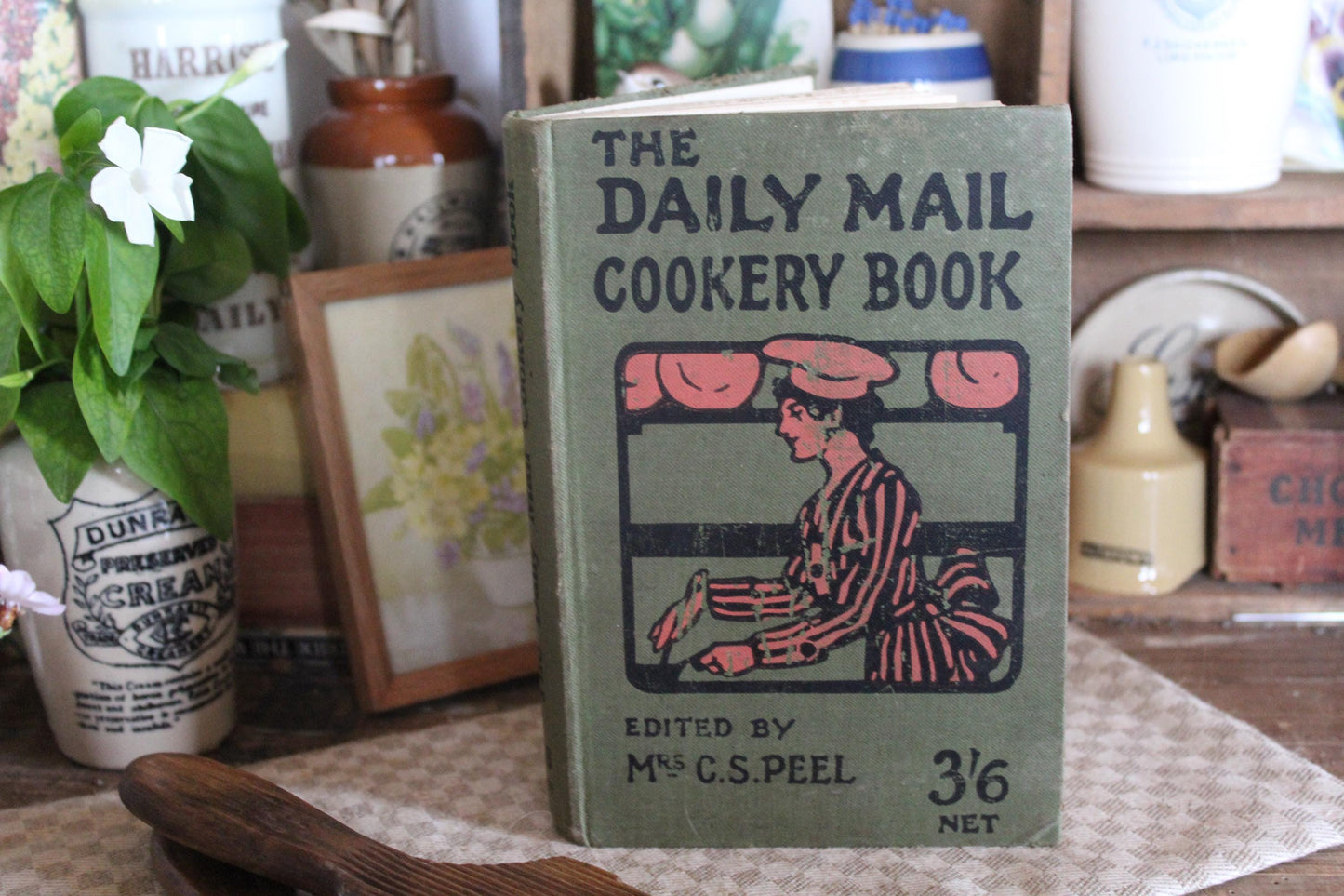 Antique English Recipe Book - Cookery Book - Cook Book - English Cookery Book - English Recipe Book - 1919 Edition - Antique Book - old Book