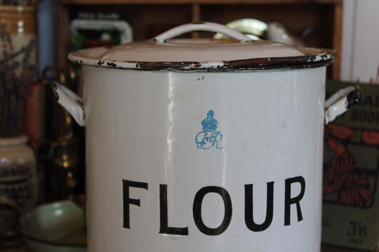 Rare King George Vintage Enamel Flour Bin, Vintage Flour Bin, Flour Store, White Enamel Flour Bin, Vintage Flour Canister, English Flour Bin